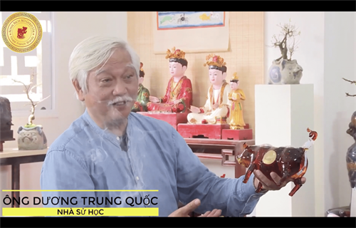 Nhà sử học Dương Trung Quốc