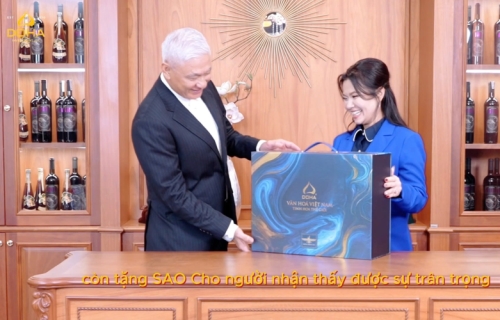 Han Huyet Bao Ma – An Elegant Year-End Gift for Businesses 🎁