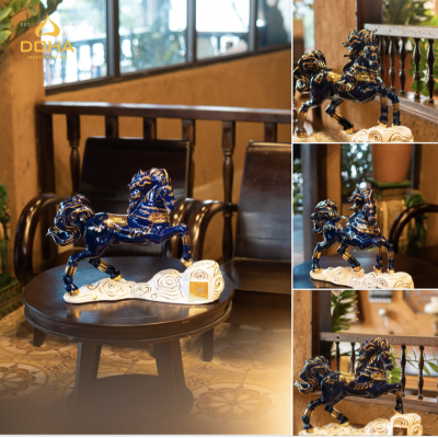 🍂 四月  價值與認同的新韻律